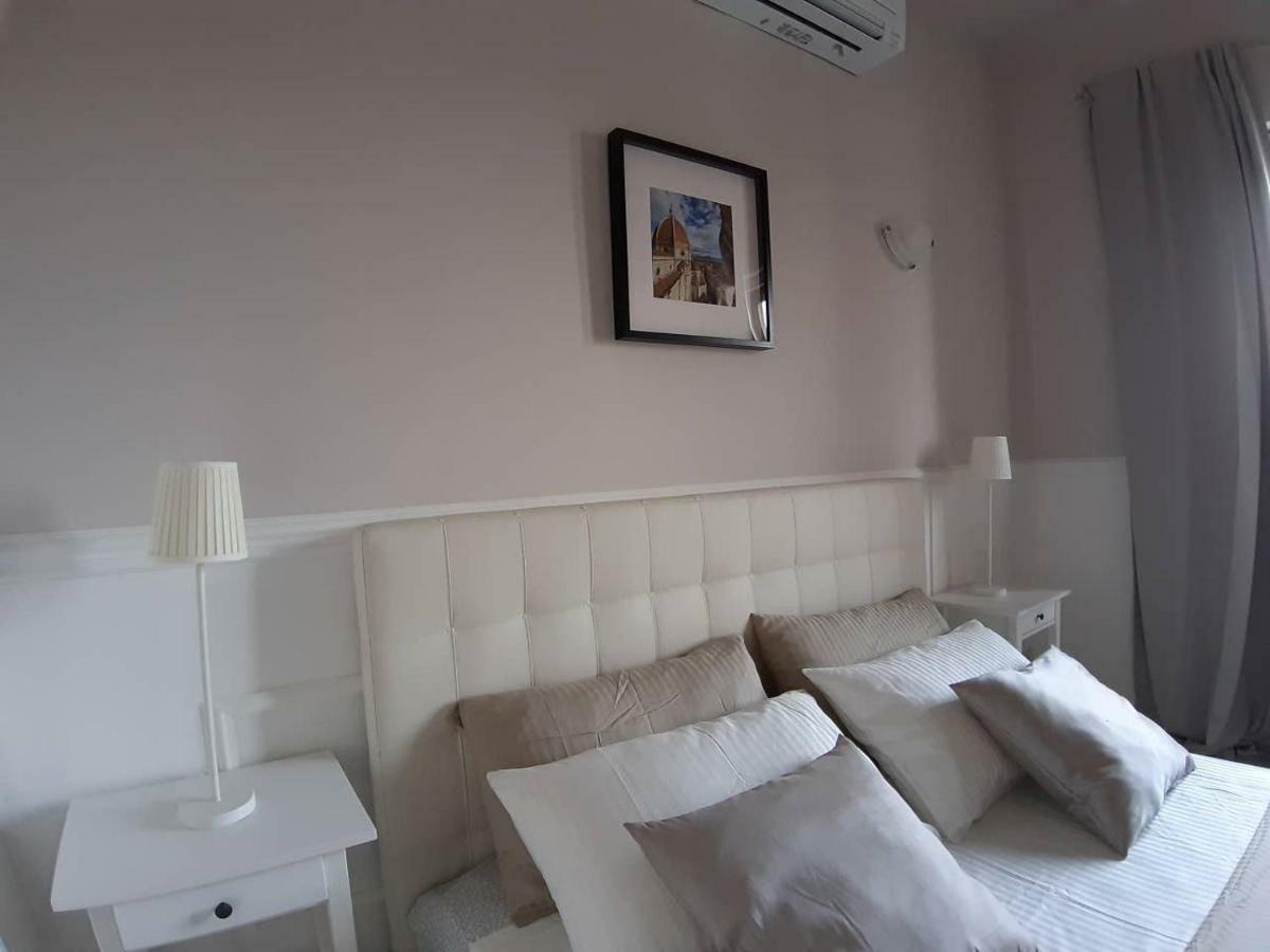 Hs4U Duomo View Art & Design Apartment Close To Central Train Station Florencia Exterior foto