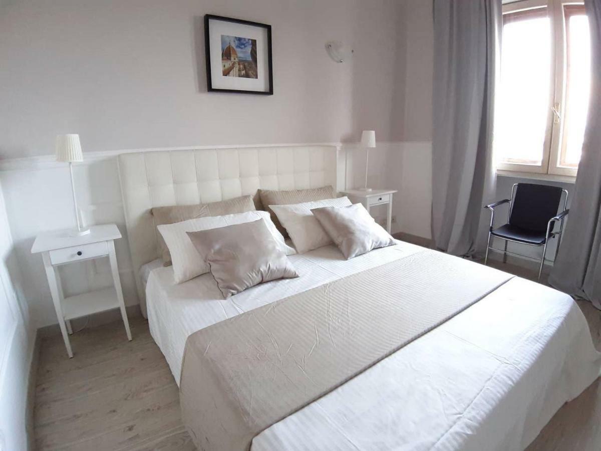 Hs4U Duomo View Art & Design Apartment Close To Central Train Station Florencia Exterior foto
